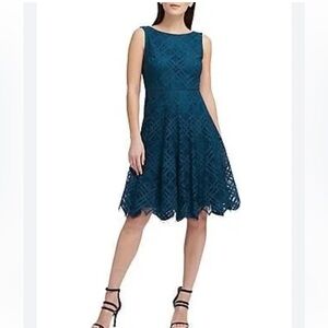 DONNA KARAN SLEEVELESS LACE MIDI DRESS